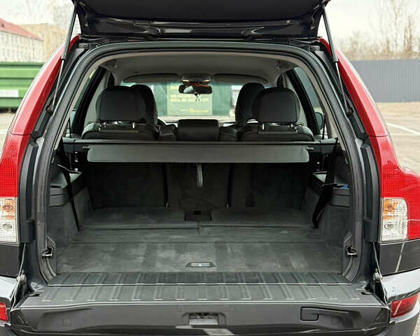 Серый Вольво ХС90, объемом двигателя 3.2 л и пробегом 274 тыс. км за 17000 $, фото 5 на Automoto.ua