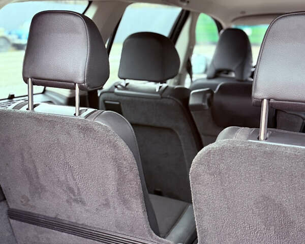 Серый Вольво ХС90, объемом двигателя 3.2 л и пробегом 274 тыс. км за 17000 $, фото 4 на Automoto.ua