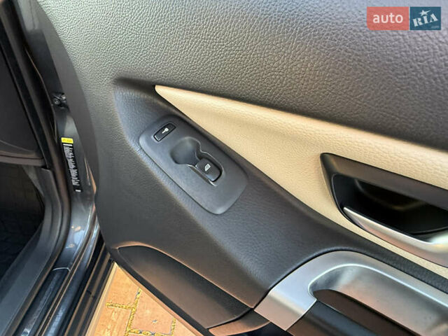 Сірий Вольво ХС90, об'ємом двигуна 2.4 л та пробігом 285 тис. км за 16163 $, фото 58 на Automoto.ua