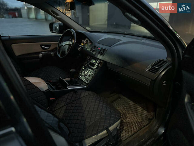 Сірий Вольво ХС90, об'ємом двигуна 2.4 л та пробігом 260 тис. км за 12000 $, фото 3 на Automoto.ua