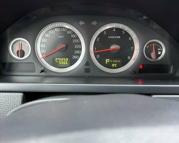 Серый Вольво ХС90, объемом двигателя 3.2 л и пробегом 274 тыс. км за 17000 $, фото 9 на Automoto.ua