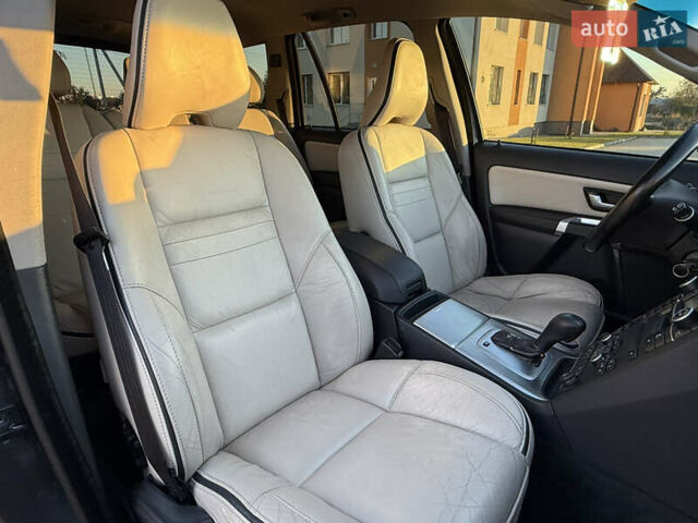 Сірий Вольво ХС90, об'ємом двигуна 2.4 л та пробігом 285 тис. км за 16163 $, фото 60 на Automoto.ua