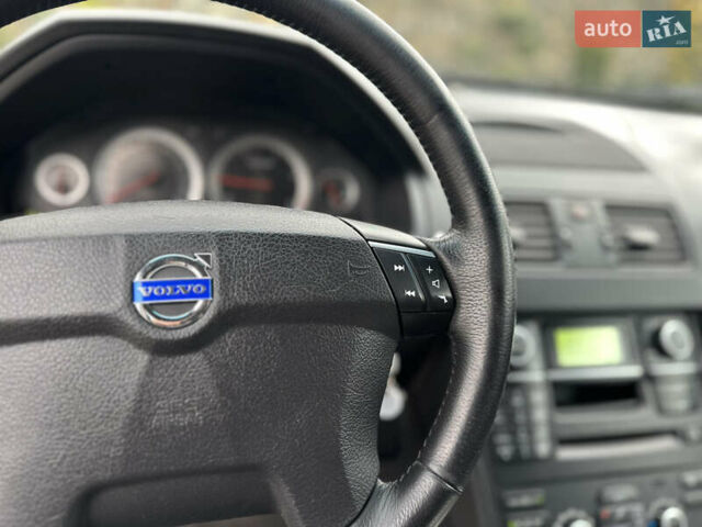 Сірий Вольво ХС90, об'ємом двигуна 2.4 л та пробігом 240 тис. км за 15999 $, фото 54 на Automoto.ua