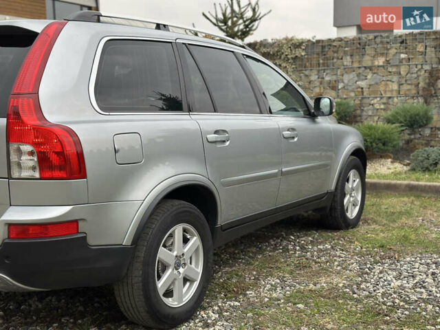 Сірий Вольво ХС90, об'ємом двигуна 2.4 л та пробігом 240 тис. км за 15999 $, фото 31 на Automoto.ua