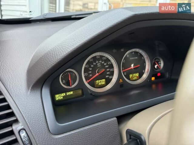 Серый Вольво ХС90, объемом двигателя 3.2 л и пробегом 165 тыс. км за 13900 $, фото 26 на Automoto.ua