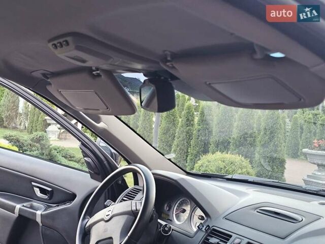 Сірий Вольво ХС90, об'ємом двигуна 2.4 л та пробігом 229 тис. км за 15999 $, фото 89 на Automoto.ua