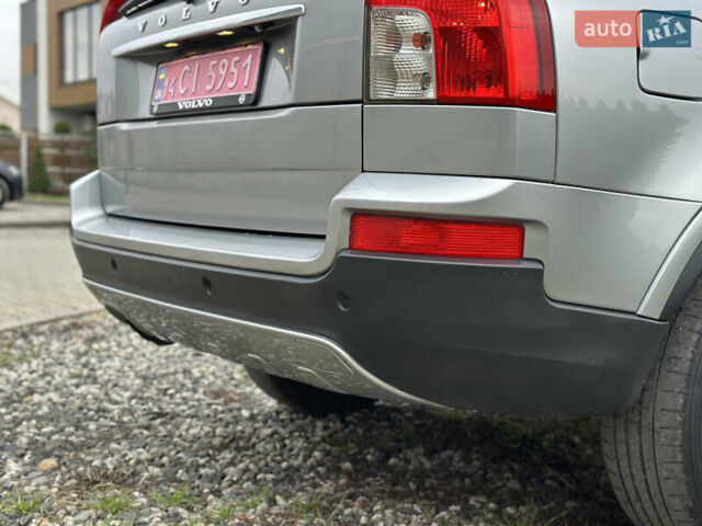 Сірий Вольво ХС90, об'ємом двигуна 2.4 л та пробігом 240 тис. км за 15999 $, фото 40 на Automoto.ua