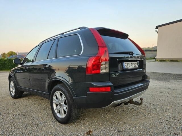 Серый Вольво ХС90, объемом двигателя 2.4 л и пробегом 219 тыс. км за 3500 $, фото 2 на Automoto.ua