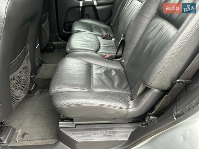 Сірий Вольво ХС90, об'ємом двигуна 2.4 л та пробігом 240 тис. км за 15999 $, фото 83 на Automoto.ua