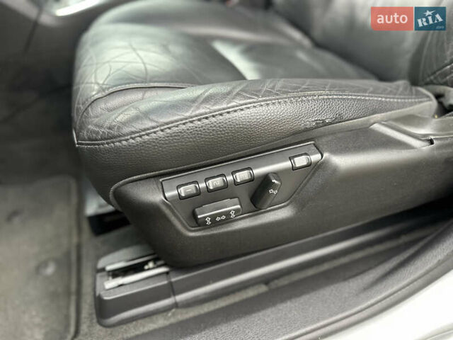 Сірий Вольво ХС90, об'ємом двигуна 2.4 л та пробігом 240 тис. км за 15999 $, фото 46 на Automoto.ua
