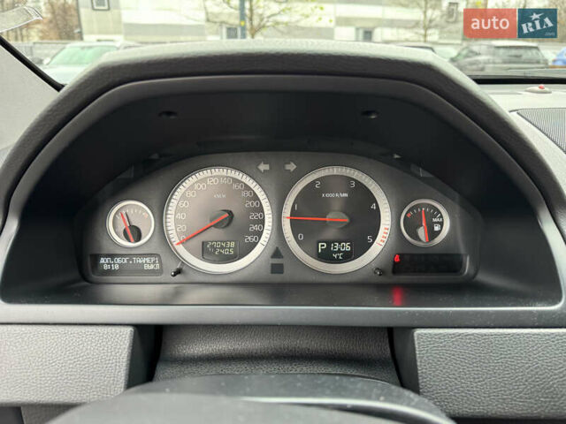 Серый Вольво ХС90, объемом двигателя 2.4 л и пробегом 270 тыс. км за 20500 $, фото 21 на Automoto.ua