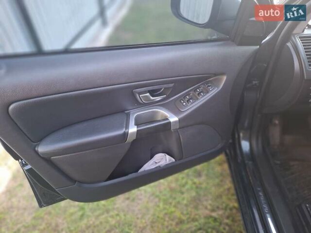 Сірий Вольво ХС90, об'ємом двигуна 2.4 л та пробігом 354 тис. км за 17900 $, фото 19 на Automoto.ua