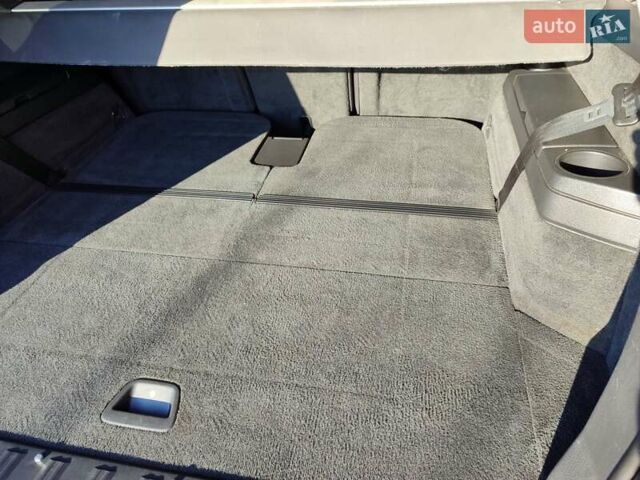 Серый Вольво ХС90, объемом двигателя 2.4 л и пробегом 330 тыс. км за 14700 $, фото 13 на Automoto.ua