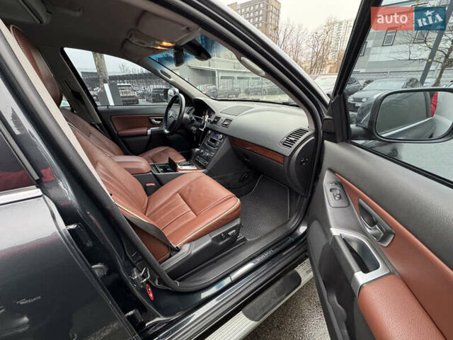 Серый Вольво ХС90, объемом двигателя 2.4 л и пробегом 270 тыс. км за 20500 $, фото 9 на Automoto.ua