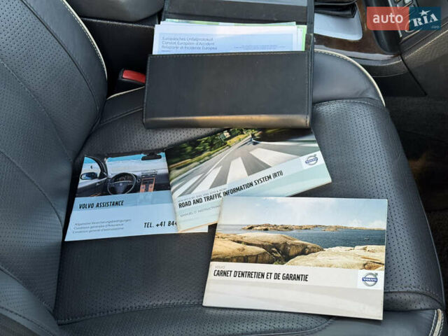 Серый Вольво ХС90, объемом двигателя 2.4 л и пробегом 255 тыс. км за 17400 $, фото 39 на Automoto.ua