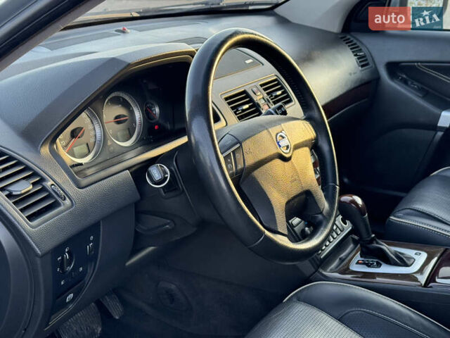 Серый Вольво ХС90, объемом двигателя 2.4 л и пробегом 255 тыс. км за 17400 $, фото 19 на Automoto.ua