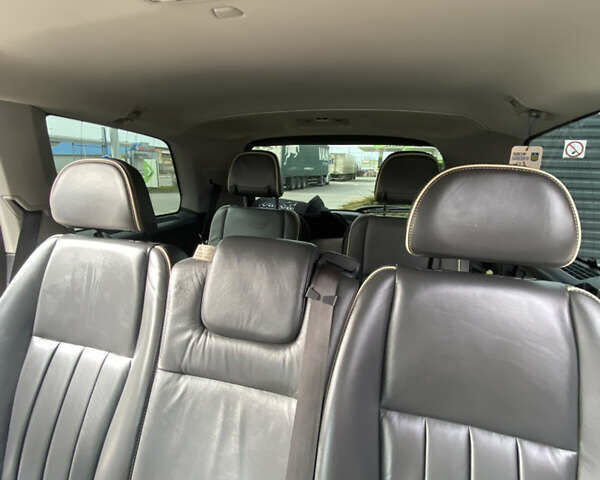 Серый Вольво ХС90, объемом двигателя 2.4 л и пробегом 350 тыс. км за 16500 $, фото 3 на Automoto.ua