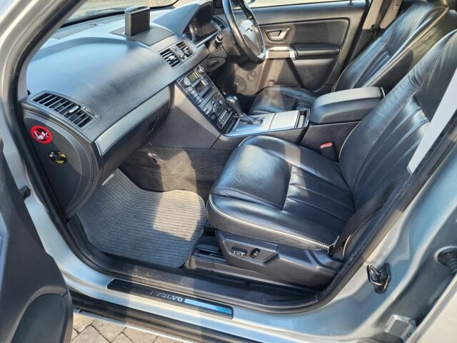 Серый Вольво ХС90, объемом двигателя 2.4 л и пробегом 148 тыс. км за 6394 $, фото 19 на Automoto.ua