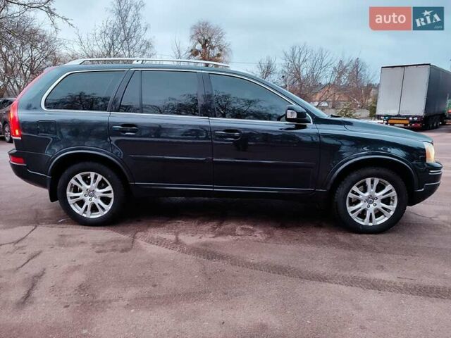 Серый Вольво ХС90, объемом двигателя 2.4 л и пробегом 330 тыс. км за 14700 $, фото 4 на Automoto.ua