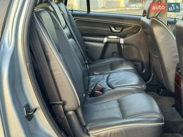 Серый Вольво ХС90, объемом двигателя 2.4 л и пробегом 255 тыс. км за 17400 $, фото 36 на Automoto.ua