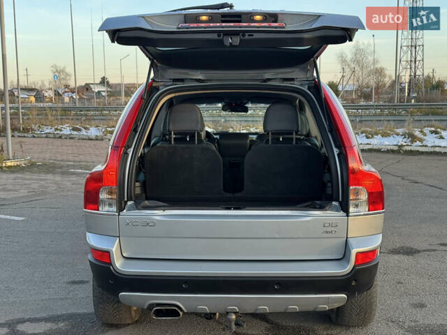 Серый Вольво ХС90, объемом двигателя 2.4 л и пробегом 255 тыс. км за 17400 $, фото 32 на Automoto.ua