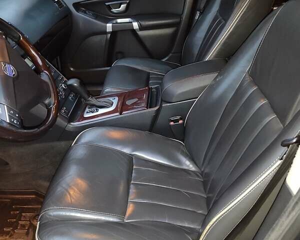 Серый Вольво ХС90, объемом двигателя 2.4 л и пробегом 330 тыс. км за 14700 $, фото 10 на Automoto.ua