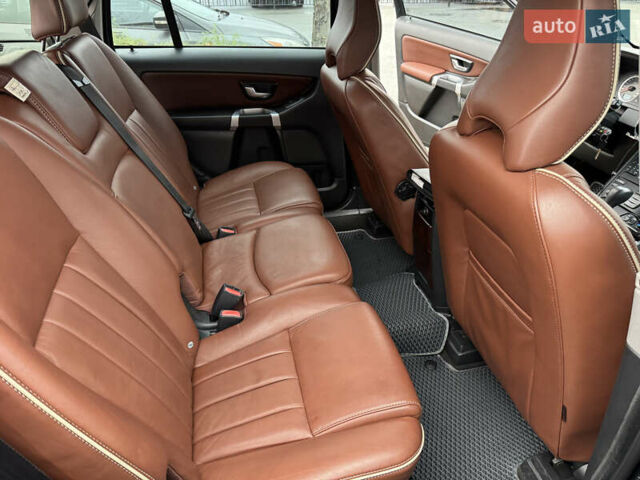 Серый Вольво ХС90, объемом двигателя 2.4 л и пробегом 270 тыс. км за 20500 $, фото 15 на Automoto.ua