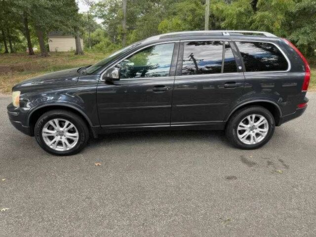 Серый Вольво ХС90, объемом двигателя 3.2 л и пробегом 150 тыс. км за 9900 $, фото 3 на Automoto.ua