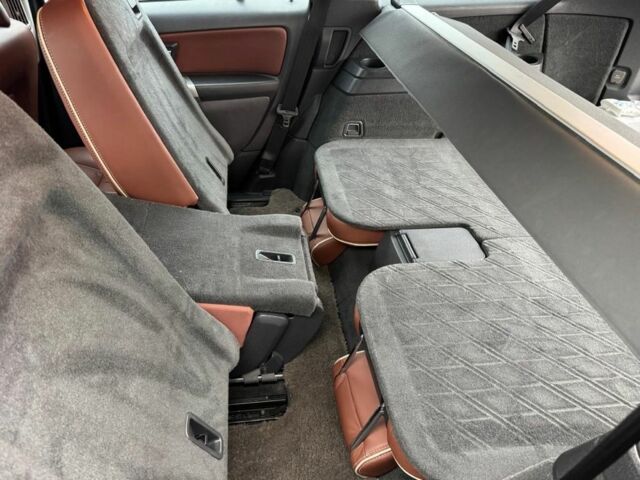 Сірий Вольво ХС90, об'ємом двигуна 2.4 л та пробігом 270 тис. км за 20500 $, фото 11 на Automoto.ua