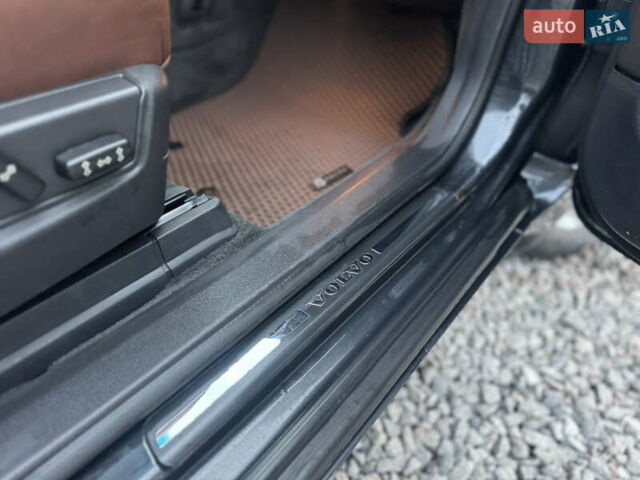 Сірий Вольво ХС90, об'ємом двигуна 2.4 л та пробігом 220 тис. км за 16300 $, фото 39 на Automoto.ua