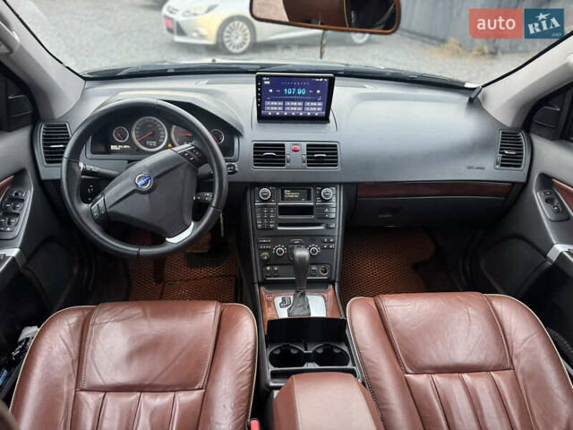 Сірий Вольво ХС90, об'ємом двигуна 2.4 л та пробігом 220 тис. км за 16300 $, фото 52 на Automoto.ua