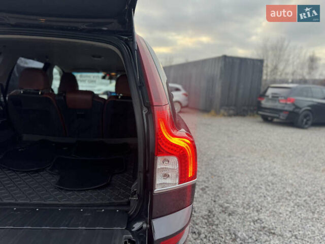 Сірий Вольво ХС90, об'ємом двигуна 2.4 л та пробігом 220 тис. км за 16300 $, фото 50 на Automoto.ua