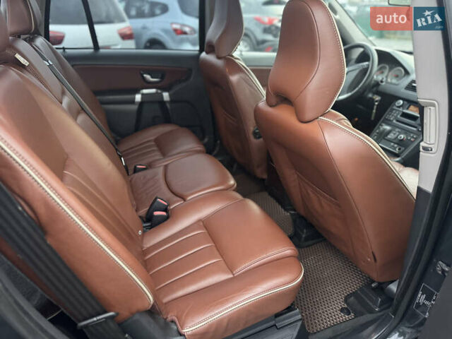 Сірий Вольво ХС90, об'ємом двигуна 2.4 л та пробігом 220 тис. км за 16300 $, фото 49 на Automoto.ua