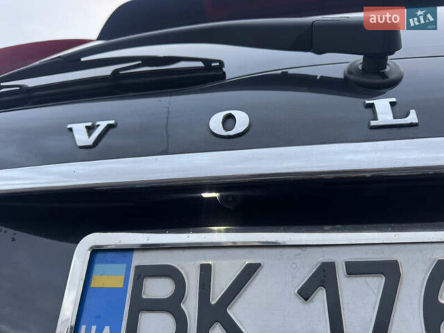 Сірий Вольво ХС90, об'ємом двигуна 2.4 л та пробігом 220 тис. км за 16300 $, фото 42 на Automoto.ua