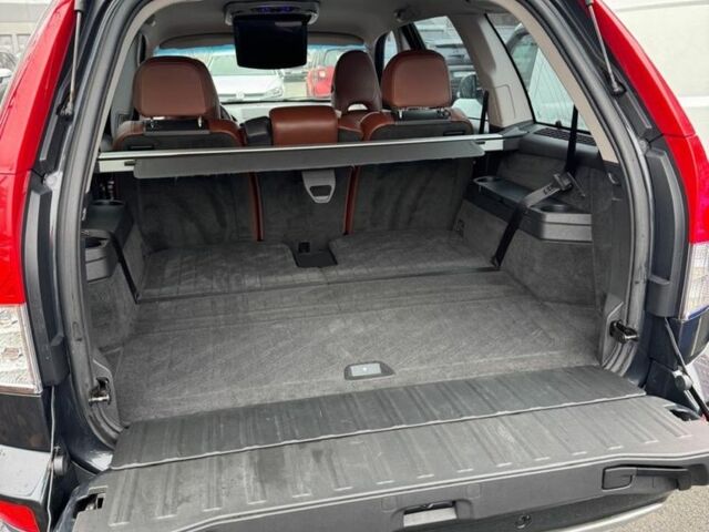 Сірий Вольво ХС90, об'ємом двигуна 2.4 л та пробігом 270 тис. км за 20500 $, фото 20 на Automoto.ua