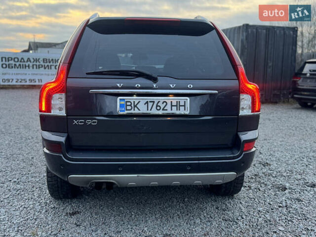 Сірий Вольво ХС90, об'ємом двигуна 2.4 л та пробігом 220 тис. км за 16300 $, фото 26 на Automoto.ua