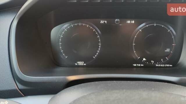 Серый Вольво ХС90, объемом двигателя 1.97 л и пробегом 183 тыс. км за 29900 $, фото 8 на Automoto.ua