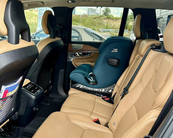 Сірий Вольво ХС90, об'ємом двигуна 1.97 л та пробігом 154 тис. км за 29300 $, фото 31 на Automoto.ua