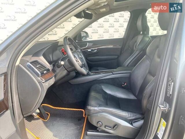 Сірий Вольво ХС90, об'ємом двигуна 1.97 л та пробігом 171 тис. км за 24999 $, фото 17 на Automoto.ua