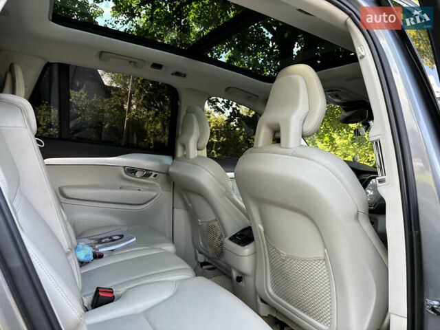 Серый Вольво ХС90, объемом двигателя 1.97 л и пробегом 221 тыс. км за 23500 $, фото 25 на Automoto.ua