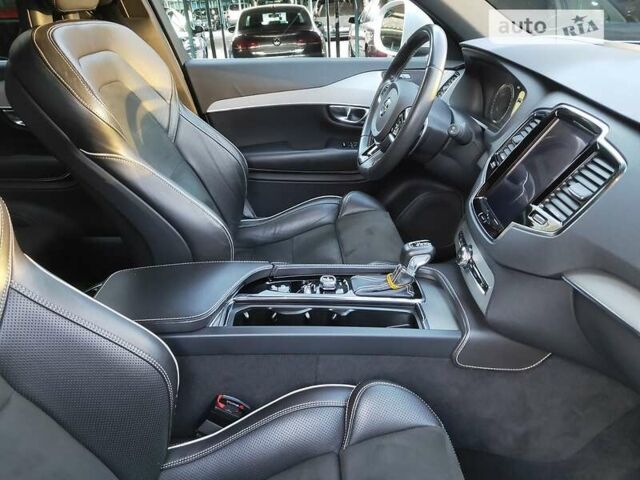 Серый Вольво ХС90, объемом двигателя 2 л и пробегом 235 тыс. км за 26999 $, фото 8 на Automoto.ua