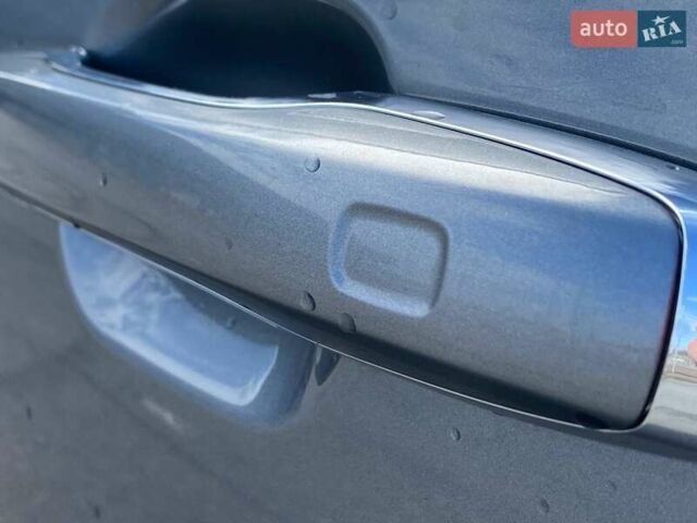 Серый Вольво ХС90, объемом двигателя 2 л и пробегом 183 тыс. км за 26990 $, фото 8 на Automoto.ua