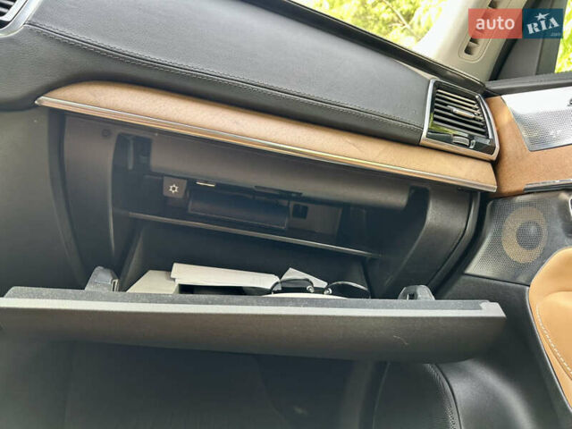 Сірий Вольво ХС90, об'ємом двигуна 1.97 л та пробігом 154 тис. км за 29300 $, фото 58 на Automoto.ua