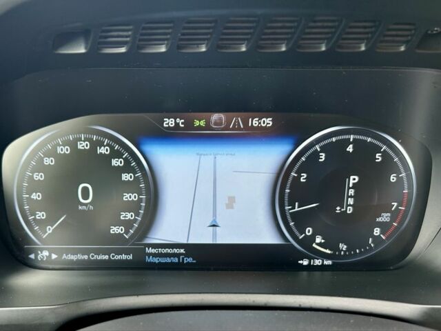 Серый Вольво ХС90, объемом двигателя 2 л и пробегом 150 тыс. км за 30800 $, фото 14 на Automoto.ua