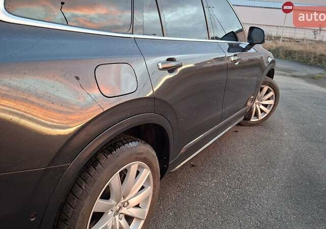 Серый Вольво ХС90, объемом двигателя 1.97 л и пробегом 220 тыс. км за 24900 $, фото 5 на Automoto.ua