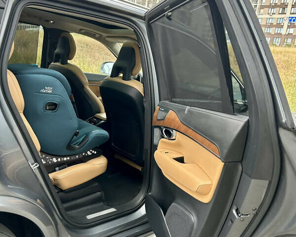 Сірий Вольво ХС90, об'ємом двигуна 1.97 л та пробігом 154 тис. км за 29300 $, фото 40 на Automoto.ua