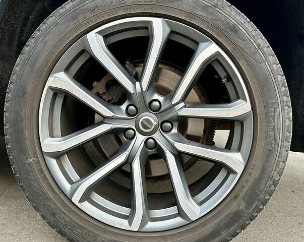 Сірий Вольво ХС90, об'ємом двигуна 1.97 л та пробігом 154 тис. км за 29300 $, фото 18 на Automoto.ua