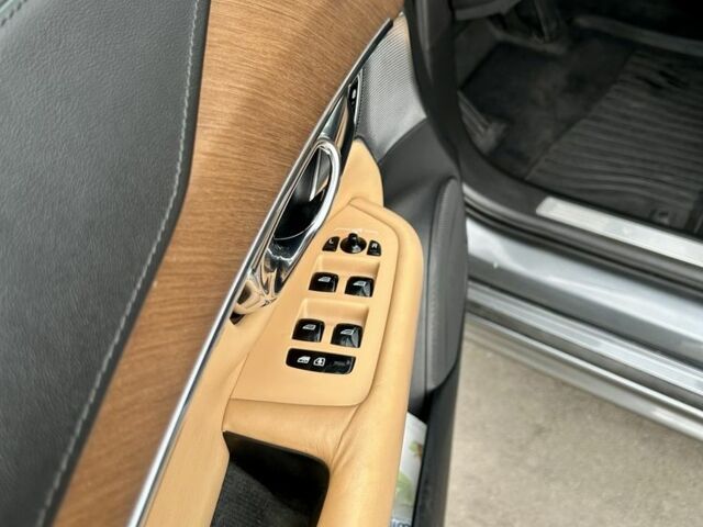 Серый Вольво ХС90, объемом двигателя 2 л и пробегом 150 тыс. км за 30800 $, фото 13 на Automoto.ua