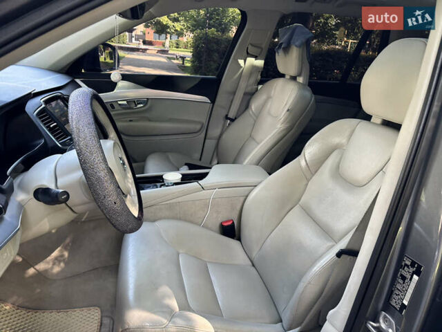 Серый Вольво ХС90, объемом двигателя 1.97 л и пробегом 221 тыс. км за 23500 $, фото 17 на Automoto.ua