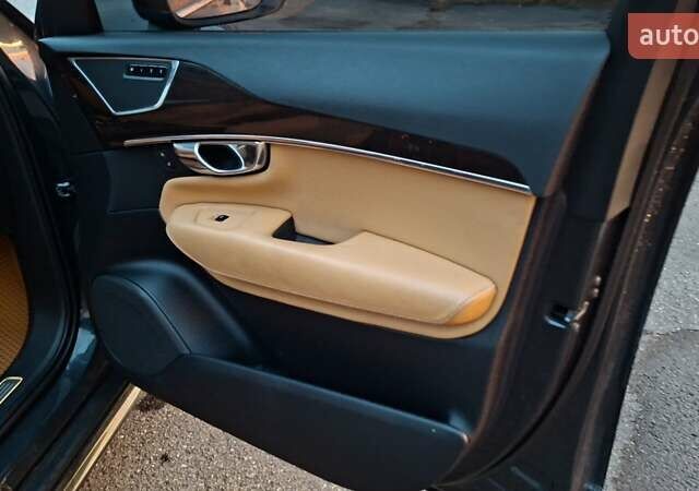 Серый Вольво ХС90, объемом двигателя 1.97 л и пробегом 220 тыс. км за 24900 $, фото 24 на Automoto.ua